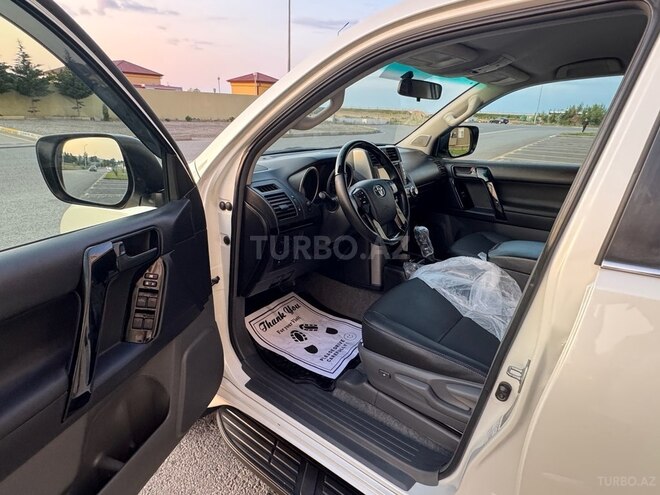 Toyota Land Cruiser Prado 2011, 170,000 km - 2.7 l - Bakı