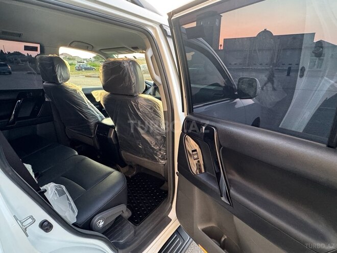 Toyota Land Cruiser Prado 2011, 170,000 km - 2.7 l - Bakı