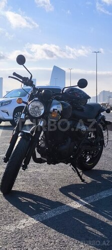 Royal Enfield  2024, 2,200 km - 0.4 l - Bakı