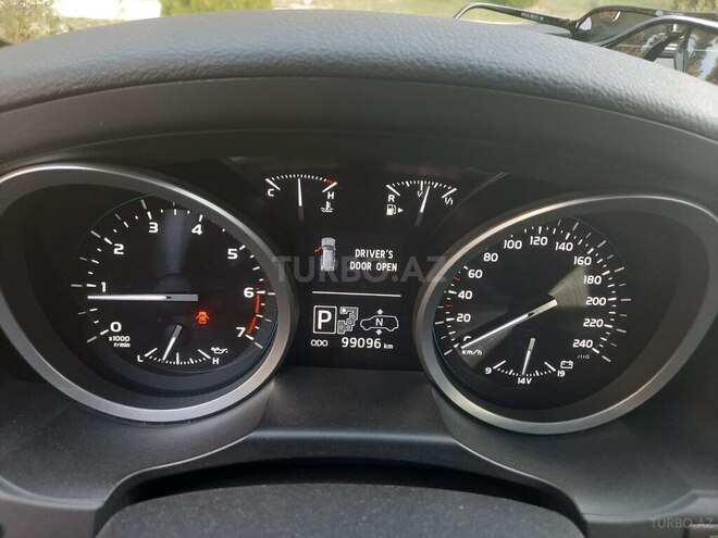 Toyota Land Cruiser 2013, 120,000 km - 4.6 л - Bakı