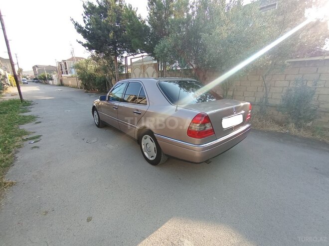 Mercedes C 180 1993, 300,000 km - 1.8 l - Bakı