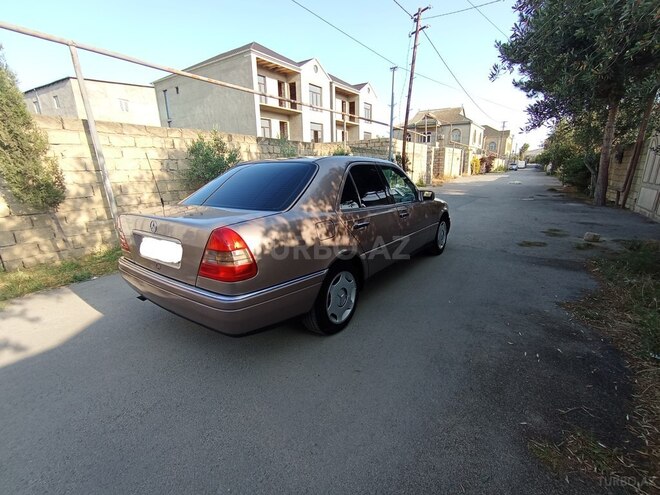 Mercedes C 180 1993, 300,000 km - 1.8 l - Bakı