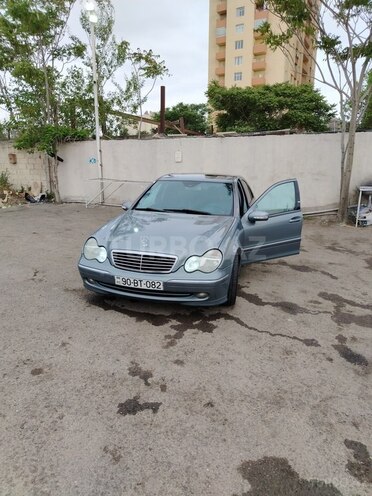 Mercedes C 180 2004, 274,000 km - 1.8 л - Bakı