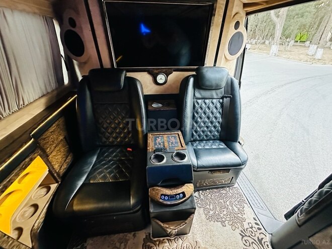 Volkswagen Transporter 2018, 80,000 km - 2.0 l - Bakı