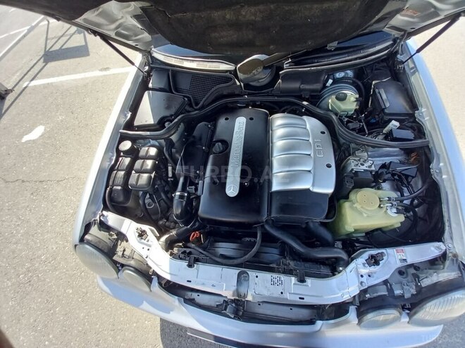 Mercedes E 270 2000, 492,355 km - 2.7 l - Bakı