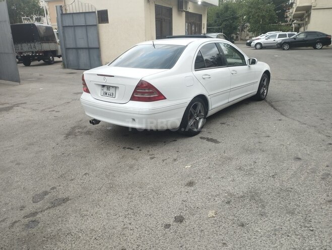 Mercedes C 240 2000, 386,000 km - 2.6 л - Bakı