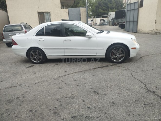 Mercedes C 240 2000, 386,000 km - 2.6 л - Bakı