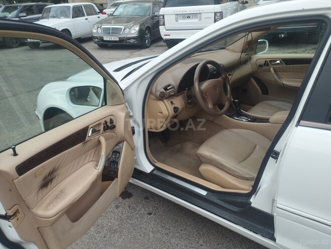 Mercedes C 240 2000, 386,000 km - 2.6 л - Bakı