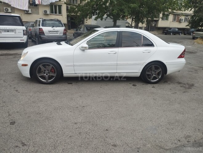 Mercedes C 240 2000, 386,000 km - 2.6 л - Bakı