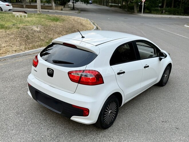 Kia Pride-8