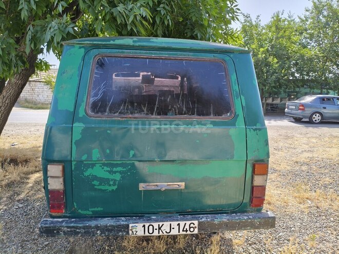RAF 2203 1989, 100,000 km - 2.4 л - Saatlı