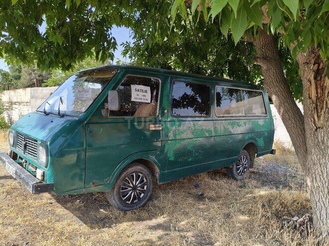 RAF 2203 1989, 100,000 km - 2.4 л - Saatlı