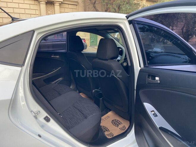 Hyundai Accent 2015, 150,000 km - 1.4 l - Bakı