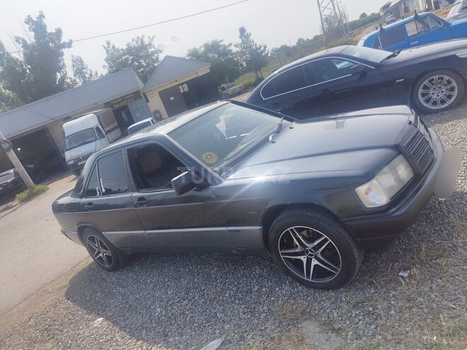 Mercedes 190 1991, 250,000 km - 2.0 l - Sumqayıt