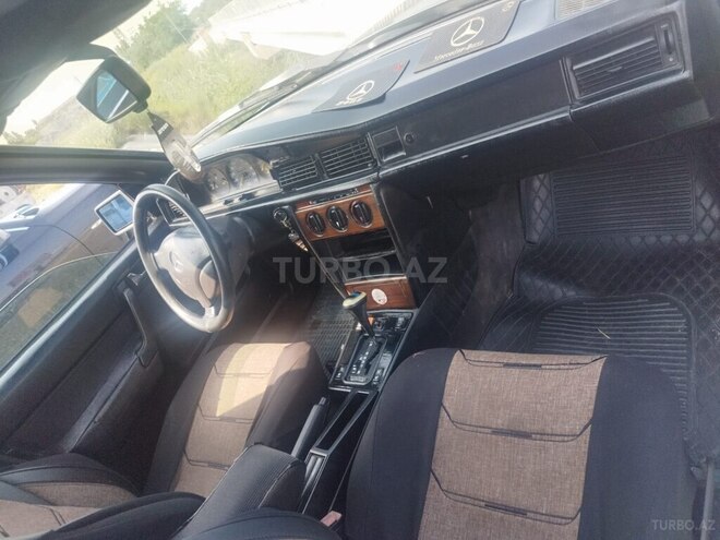 Mercedes 190 1991, 250,000 km - 2.0 l - Sumqayıt