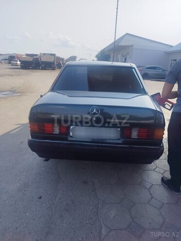Mercedes 190 1991, 250,000 km - 2.0 l - Sumqayıt