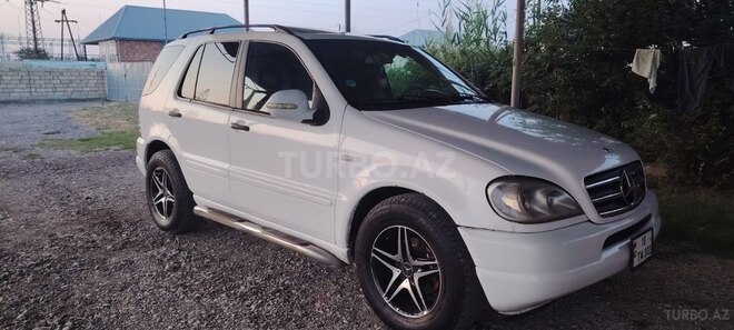 Mercedes ML 320 2000, 285,200 km - 3.2 l - Ucar