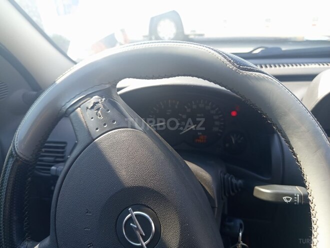 Opel Combo-10