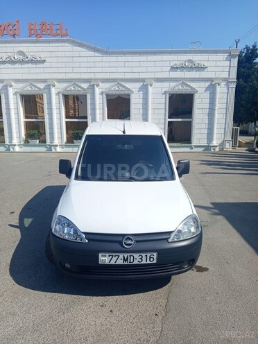 Opel Combo-1
