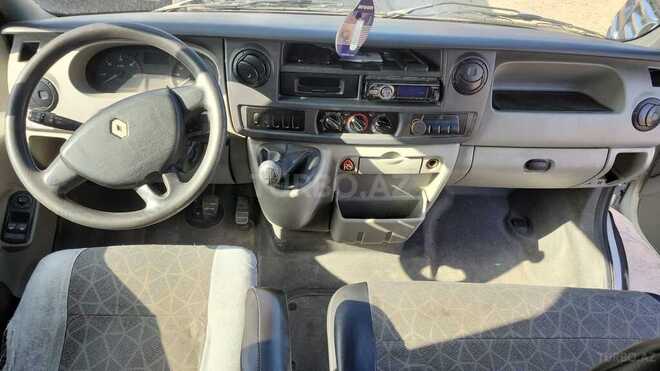 Renault Master-3