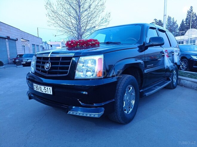 Cadillac Escalade 2006, 137,000 km - 3.2 l - Göygöl