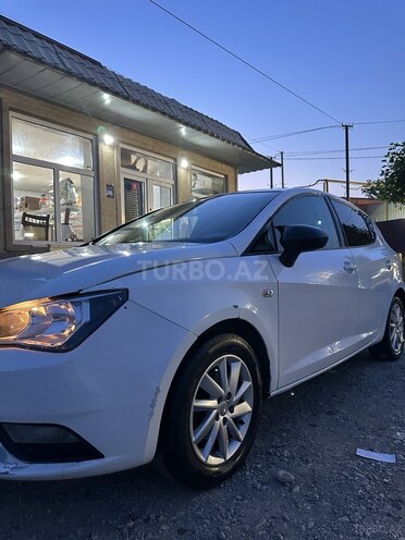 SEAT Ibiza-9