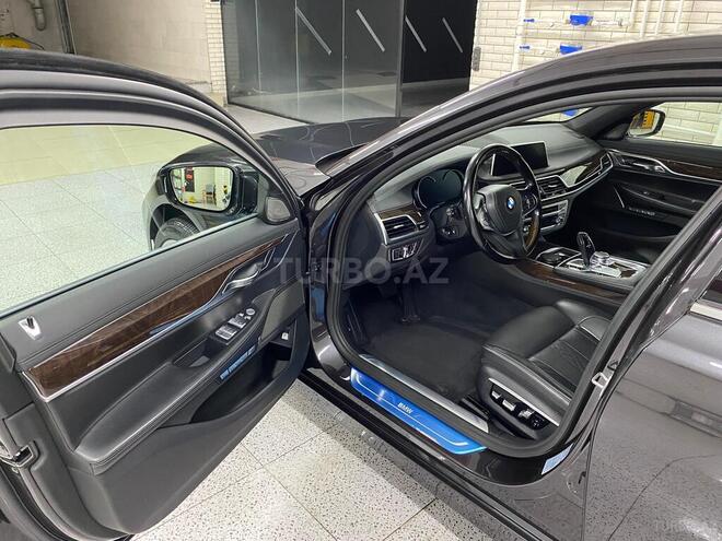 BMW 730 2015, 250,000 km - 3.0 l - Bakı