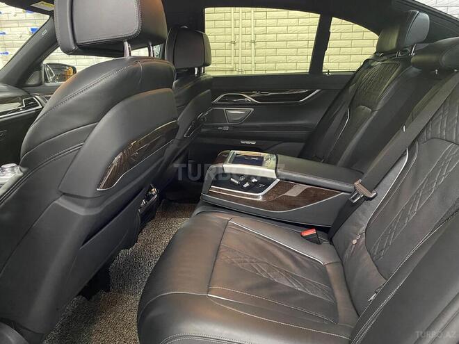 BMW 730 2015, 250,000 km - 3.0 l - Bakı