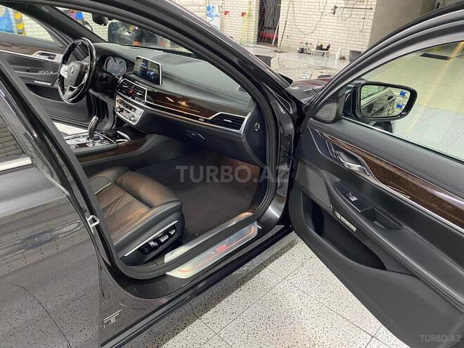 BMW 730 2015, 250,000 km - 3.0 l - Bakı