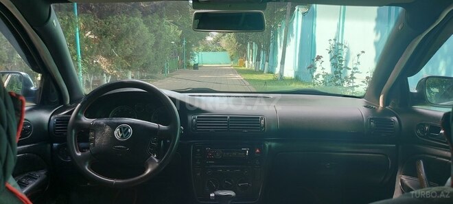 Volkswagen Passat 2002, 274,950 km - 1.8 l - Bakı