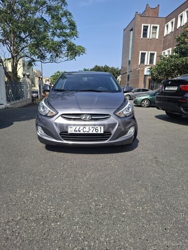Hyundai Accent 2015, 213,000 km - 1.6 л - Bakı