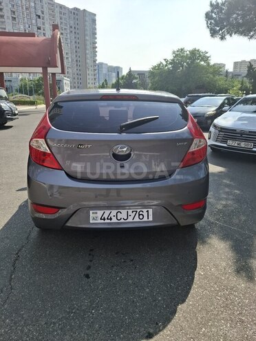Hyundai Accent 2015, 213,000 km - 1.6 л - Bakı