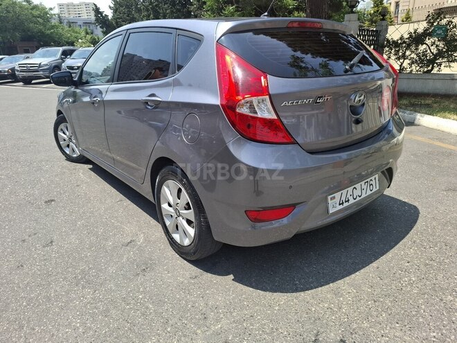 Hyundai Accent 2015, 213,000 km - 1.6 л - Bakı
