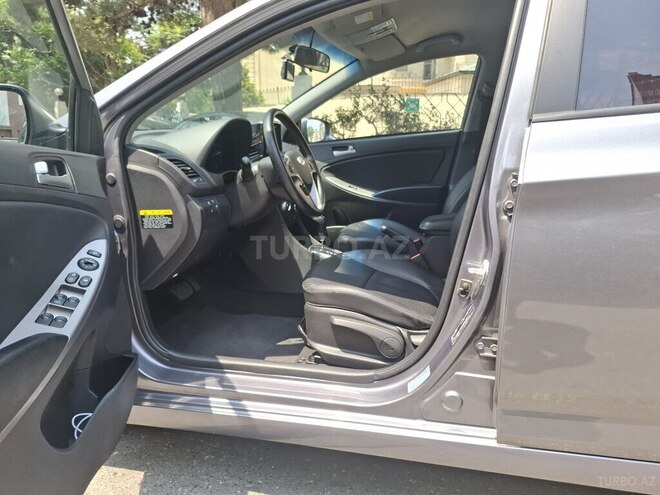 Hyundai Accent 2015, 213,000 km - 1.6 л - Bakı