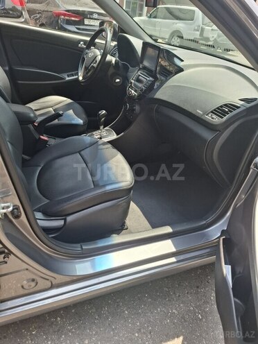 Hyundai Accent 2015, 213,000 km - 1.6 л - Bakı