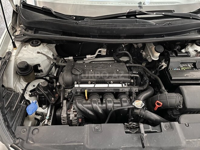 Hyundai Accent 2011, 139,000 km - 1.4 л - Bakı