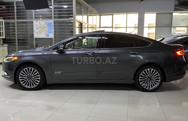 Ford Fusion (North America) 2019, 70,000 km - 2.0 l - Sumqayıt