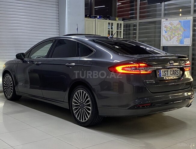 Ford Fusion (North America) 2019, 70,000 km - 2.0 l - Sumqayıt