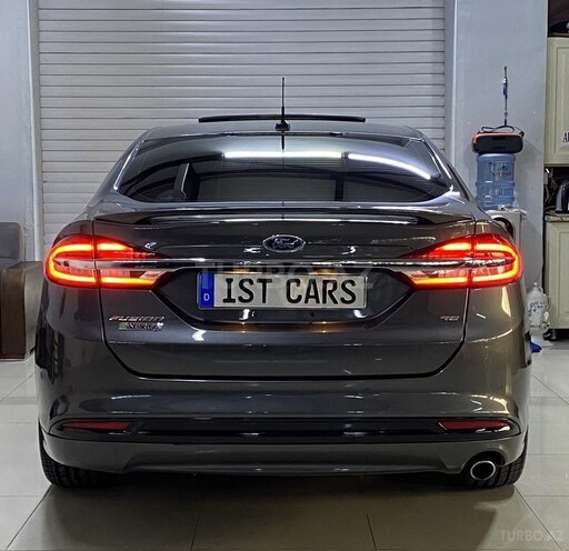 Ford Fusion (North America) 2019, 70,000 km - 2.0 l - Sumqayıt