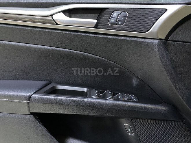 Ford Fusion (North America) 2019, 70,000 km - 2.0 l - Sumqayıt