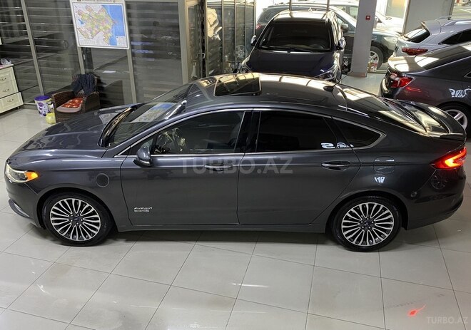 Ford Fusion (North America) 2019, 70,000 km - 2.0 l - Sumqayıt