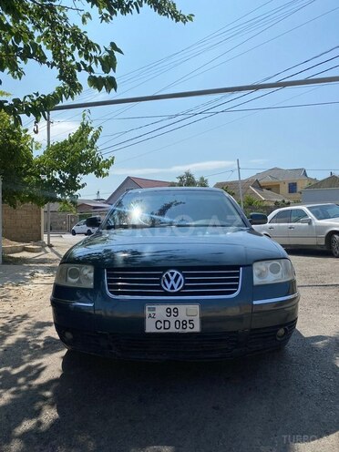 Volkswagen Passat 2003, 181,000 km - 1.8 l - Bakı