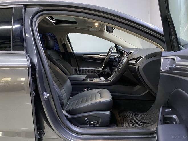 Ford Fusion (North America) 2019, 70,000 km - 2.0 l - Sumqayıt