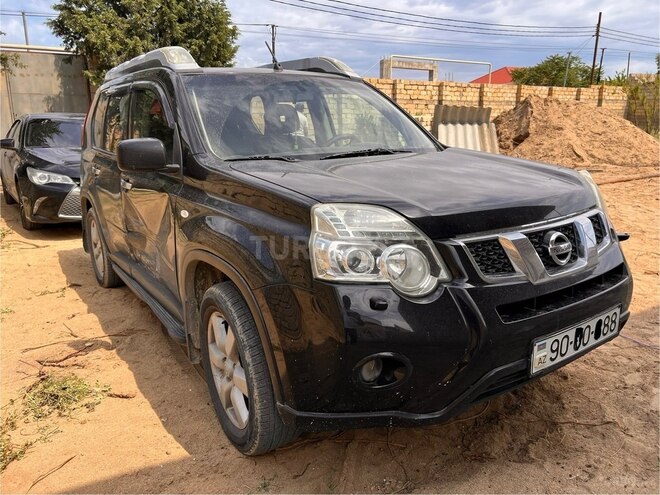 Nissan X-Trail 2010, 215,000 km - 2.5 l - Bakı