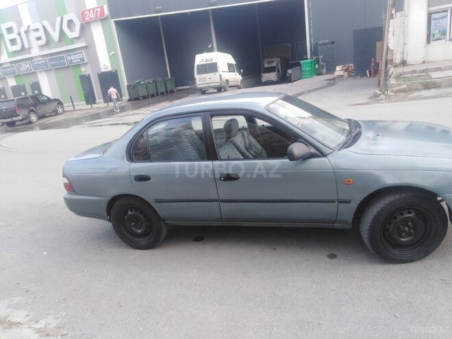 Toyota Corolla 1996, 280,000 km - 1.8 l - Lənkəran