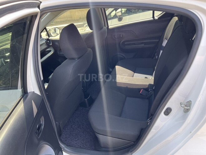 Toyota Aqua 2019, 126,000 km - 1.5 l - Bakı