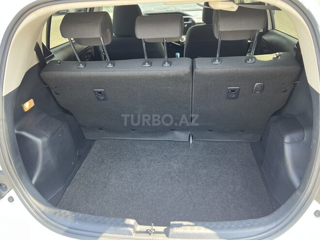 Toyota Aqua 2019, 126,000 km - 1.5 l - Bakı