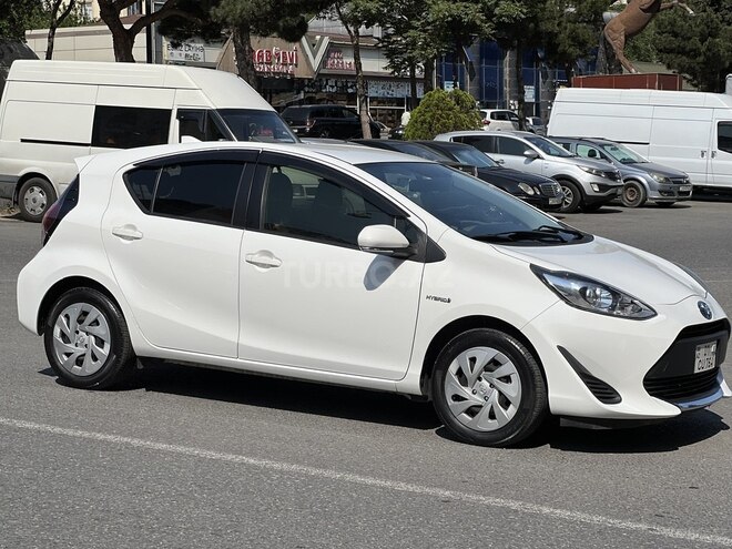 Toyota Aqua 2019, 126,000 km - 1.5 l - Bakı