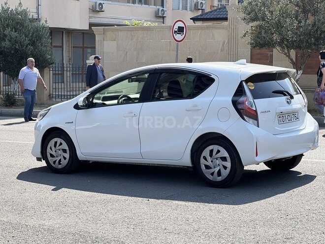 Toyota Aqua 2019, 126,000 km - 1.5 l - Bakı