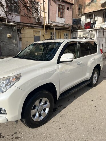 Toyota Land Cruiser Prado 2010, 220,000 km - 2.7 л - Bakı